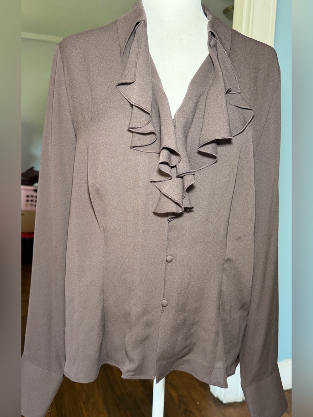Liz Claiborne Brown Ruffle Front Long Sleeve Blouse Silk Size 12